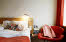 Copyright: : Pia Ulin +46 705 54 30 32, pia@piaulin.com. Room